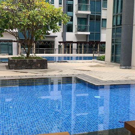 One Palm Tree Villas Condominium - Studio Room With Balcony - Across Terminal 3 Manila Ngoại thất bức ảnh