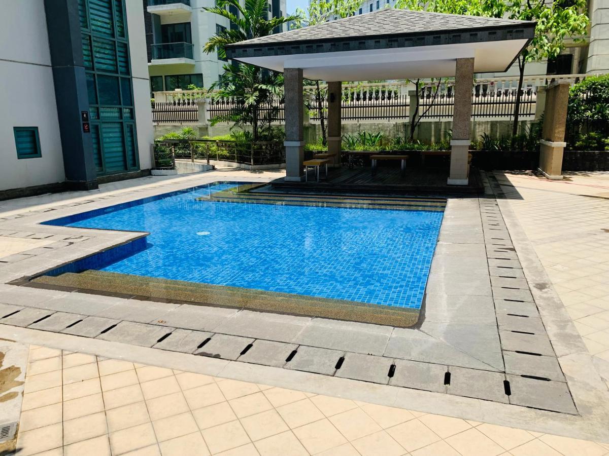 One Palm Tree Villas Condominium - Studio Room With Balcony - Across Terminal 3 Manila Ngoại thất bức ảnh
